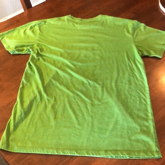 ☀️2 for $10☀️ “Keep Calm and Chive On”
Chive T’s - Picture 6 of 6